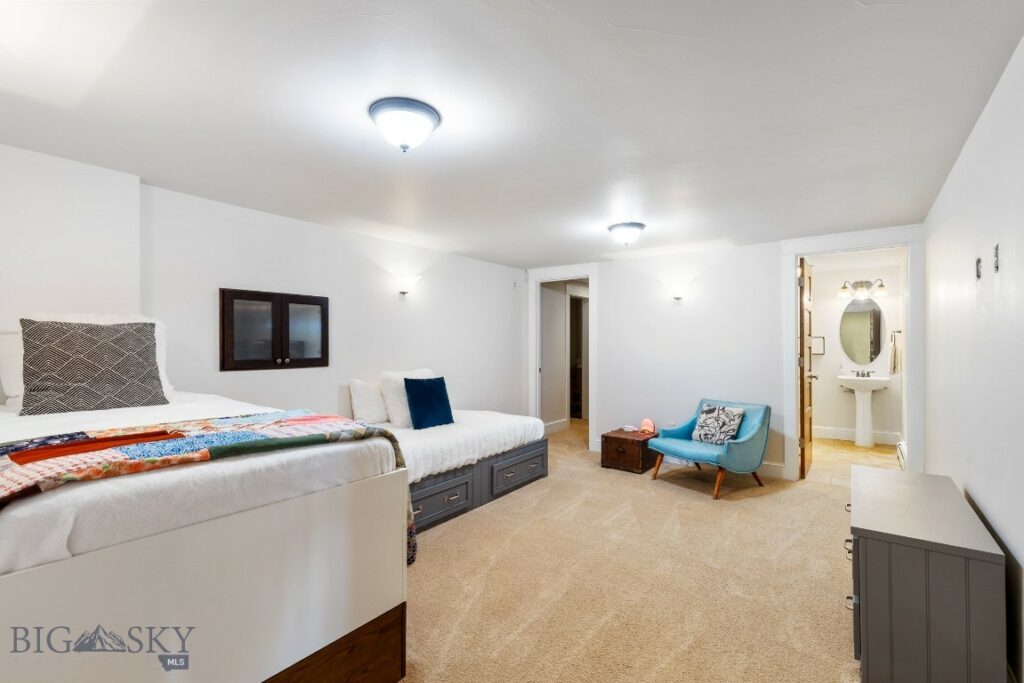 809 W Rocky Creek, Bozeman MT 59715