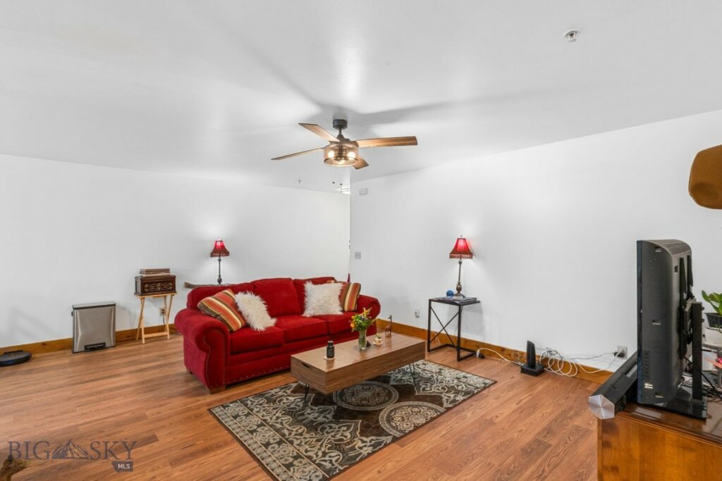 81 10th Street, Belgrade MT 59714
