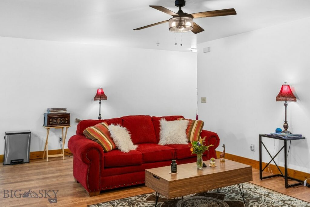 81 10th Street, Belgrade MT 59714