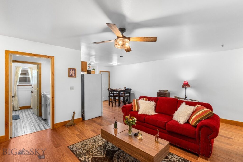 81 10th Street, Belgrade MT 59714