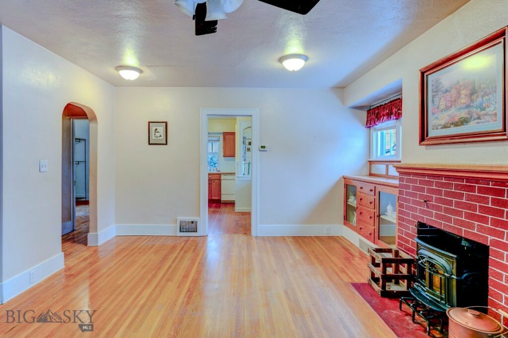 810 W Lewis Street, Livingston MT 59047