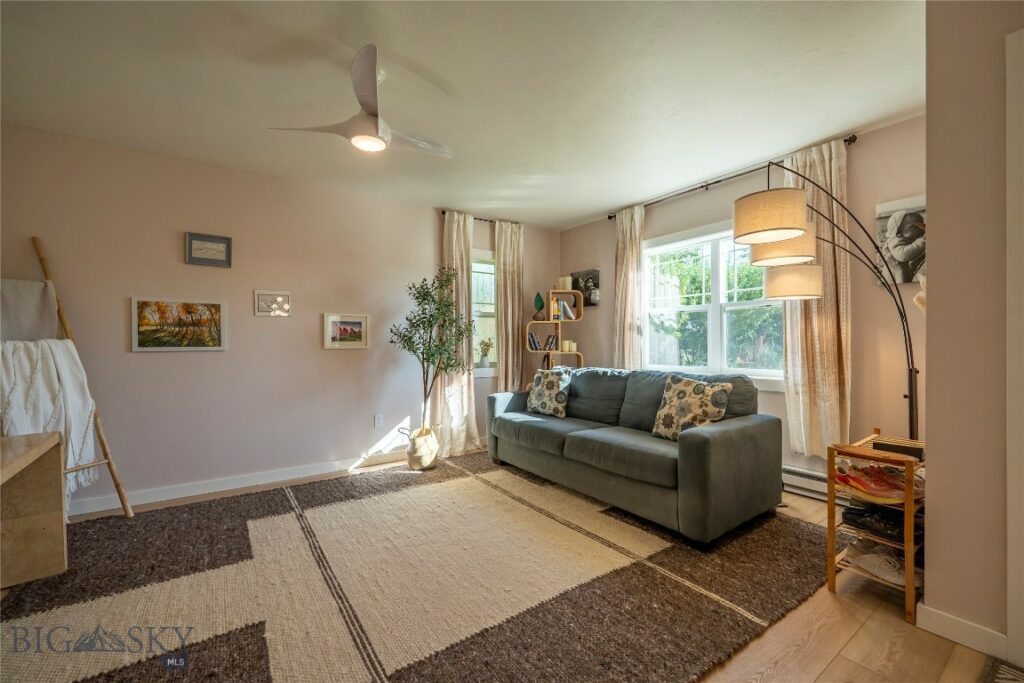 810 N 11th, Livingston MT 59047