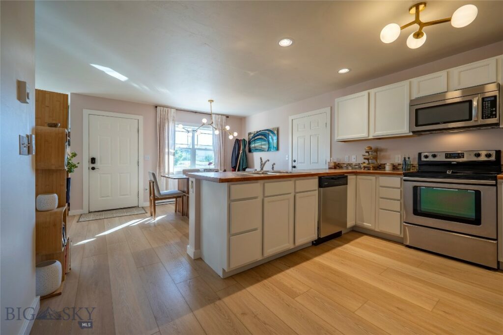 810 N 11th, Livingston MT 59047