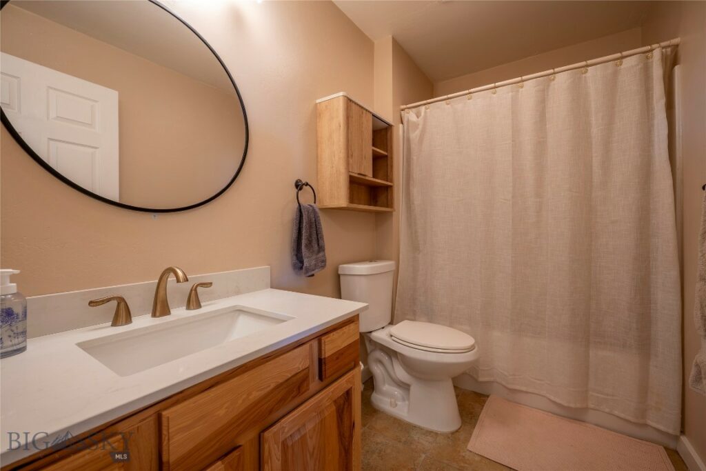 810 N 11th, Livingston MT 59047