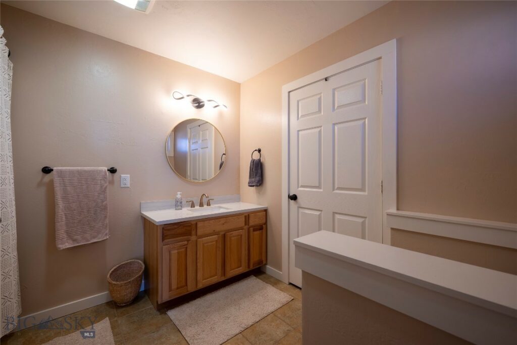 810 N 11th, Livingston MT 59047