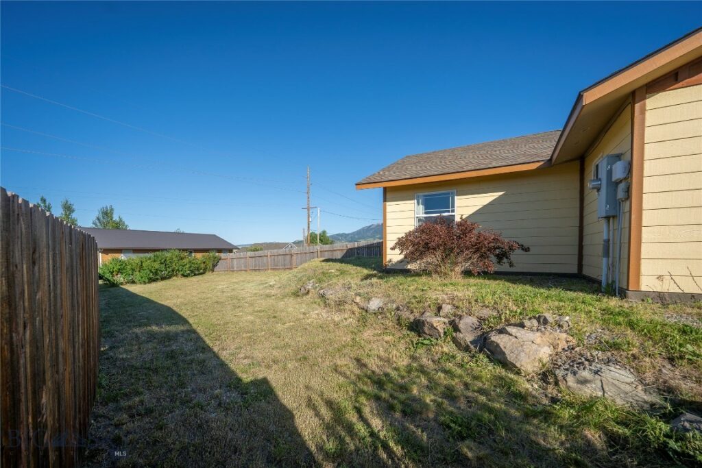 810 N 11th, Livingston MT 59047