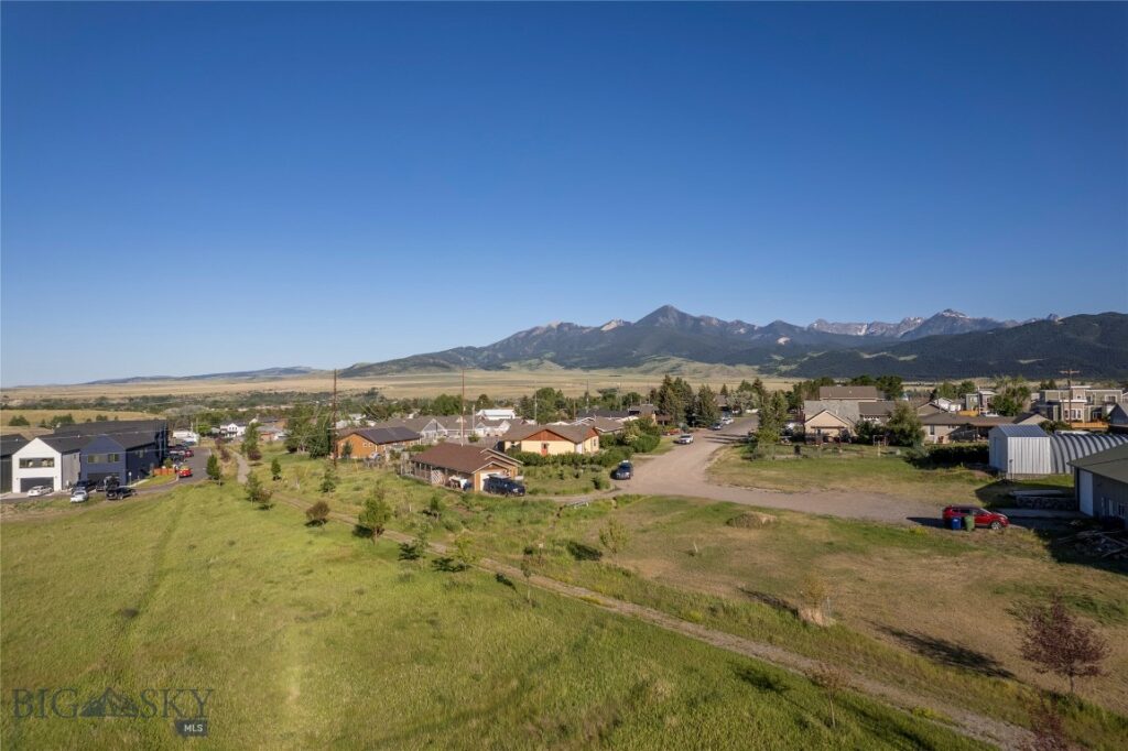 810 N 11th, Livingston MT 59047