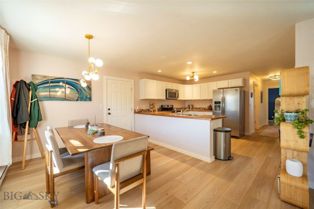 810 N 11th, Livingston MT 59047