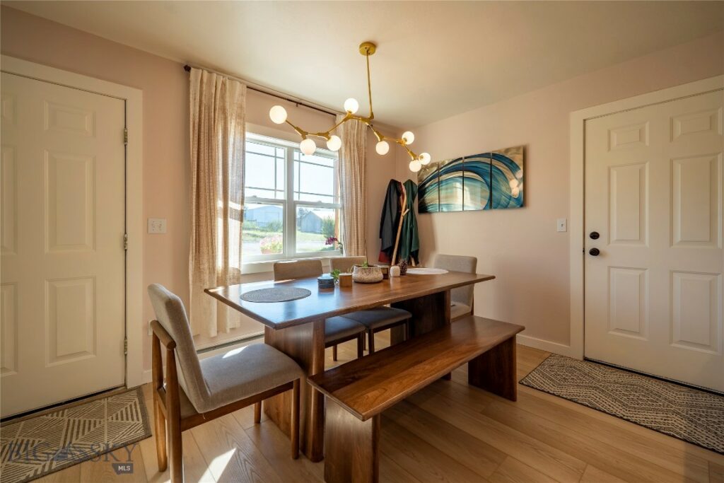 810 N 11th, Livingston MT 59047