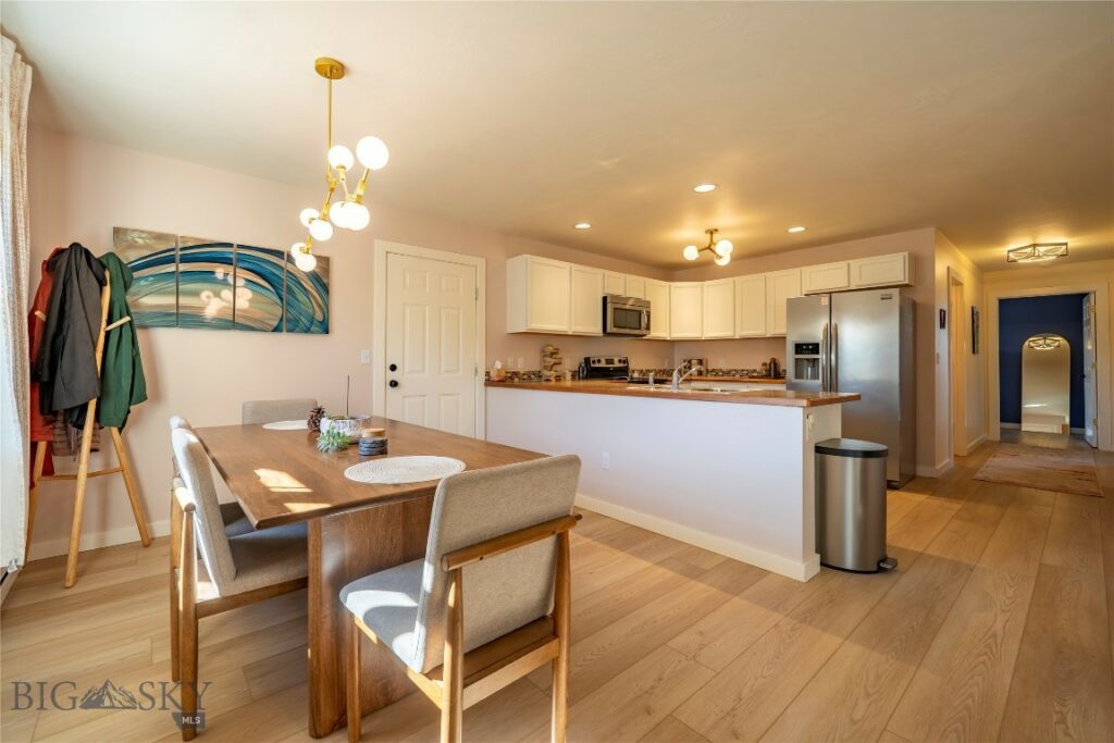 810 N 11th, Livingston MT 59047