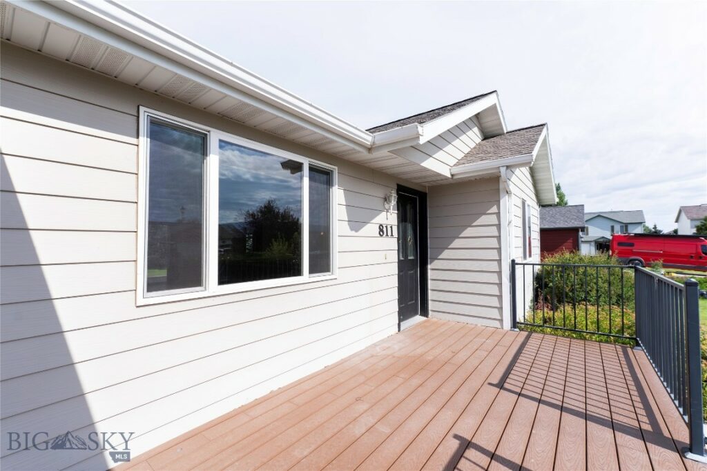 811 Dimaggio Drive, Belgrade MT 59714