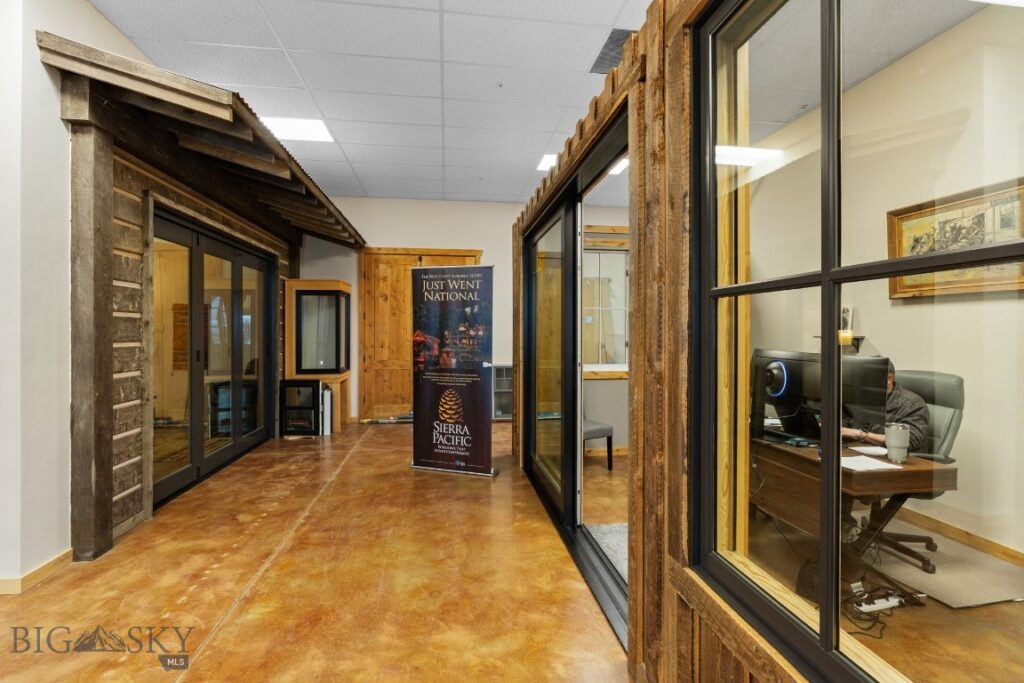 81211/ 13 Gallatin Road, Bozeman MT 59718