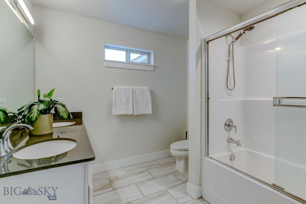 817 Milky Way Drive, Bozeman MT 59718