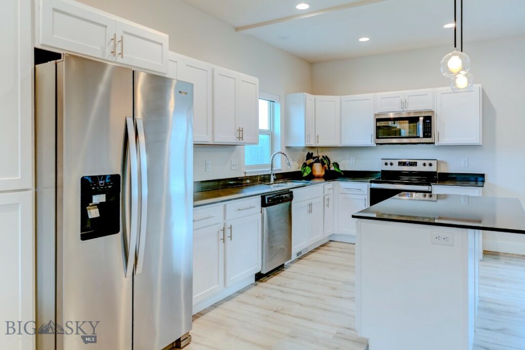 817 Milky Way Drive, Bozeman MT 59718