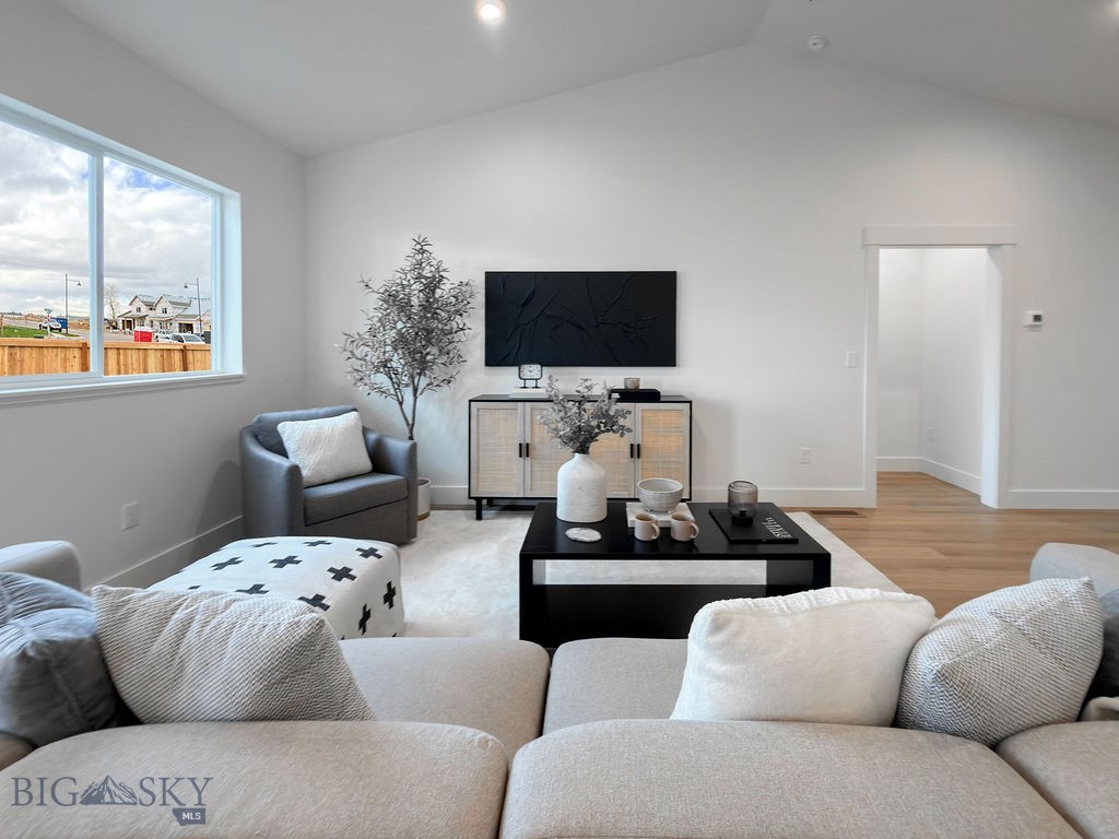 818 Accolade Loop, Belgrade MT 59714