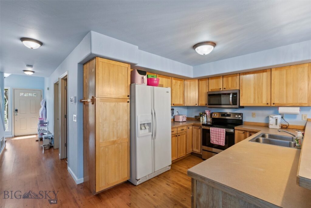 818 Matheson Way, Bozeman MT 59715