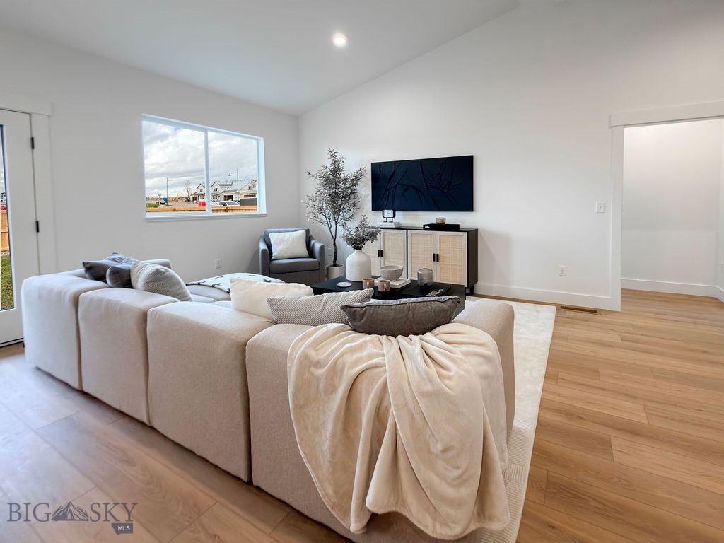 818 Accolade Loop, Belgrade MT 59714