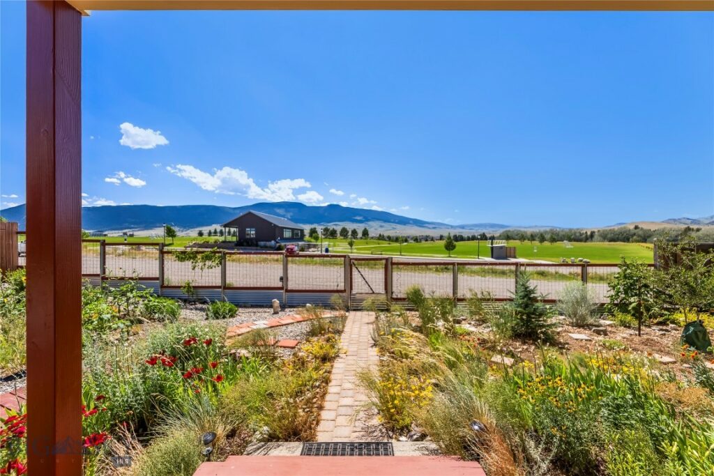 818 N 13th Street, Livingston MT 59047