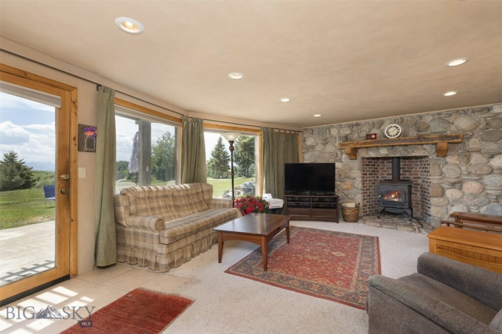 8181 Rolling Hills, Bozeman MT 59715