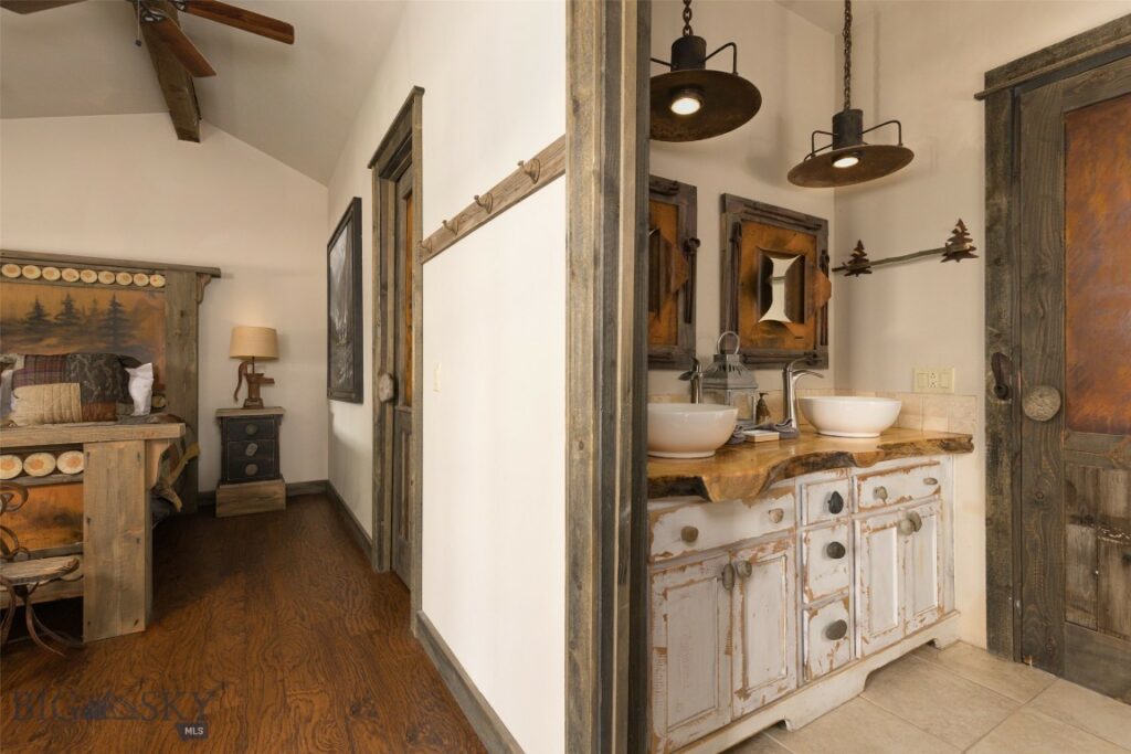 8181 Rolling Hills, Bozeman MT 59715