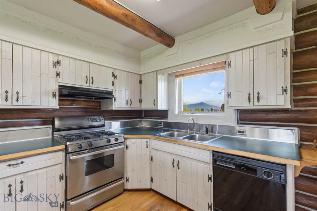 8212 War Eagle, Bozeman MT 59718