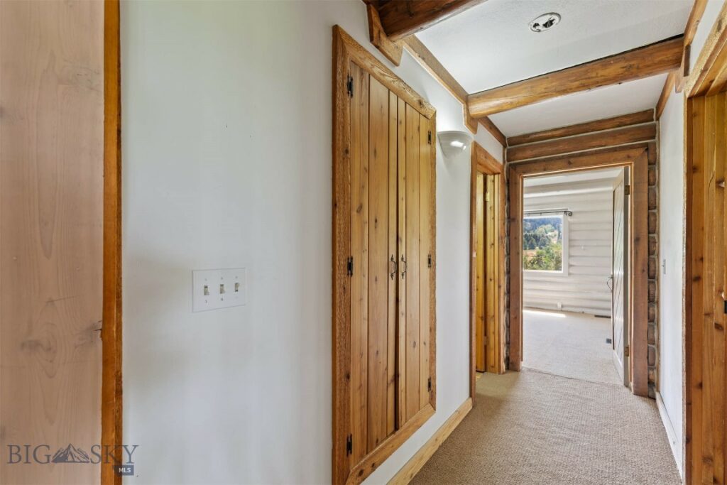 8212 War Eagle, Bozeman MT 59718