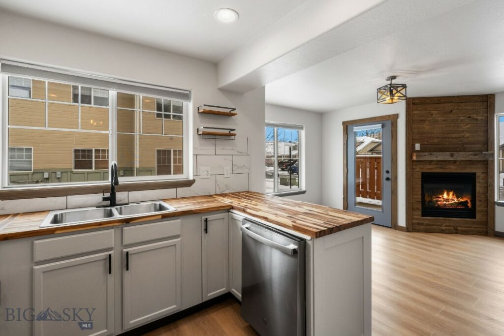 825 Forestglen Drive, Bozeman MT 59718