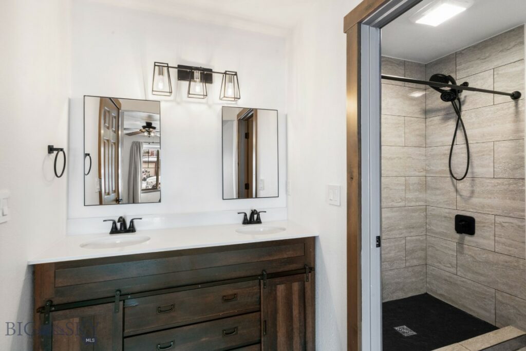825 Forestglen Drive, Bozeman MT 59718