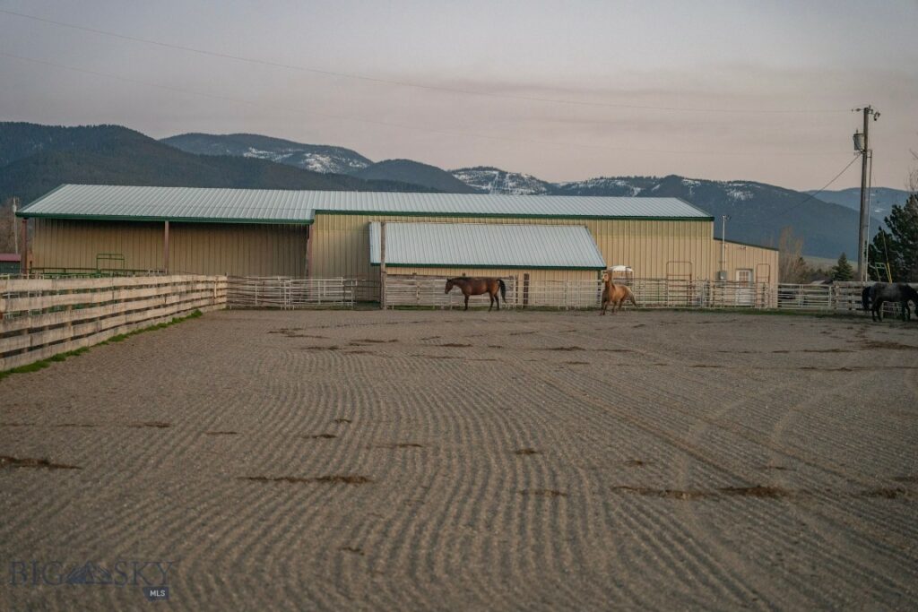 8265 Fowler Lane, Bozeman MT 59718