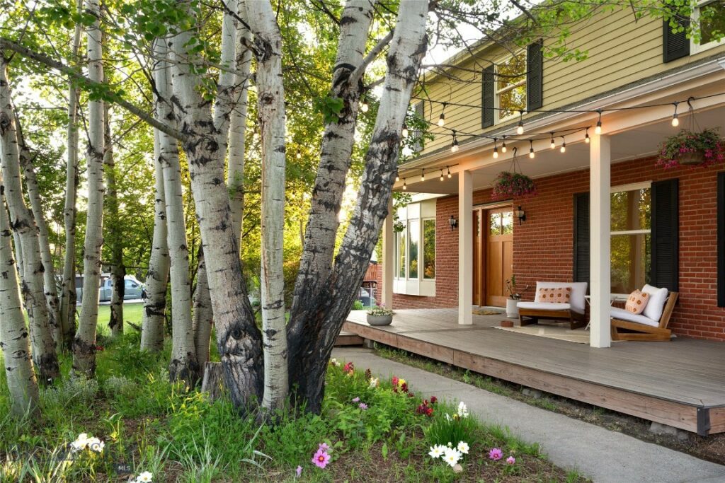 8373 Goldenstein Lane, Bozeman MT 59715