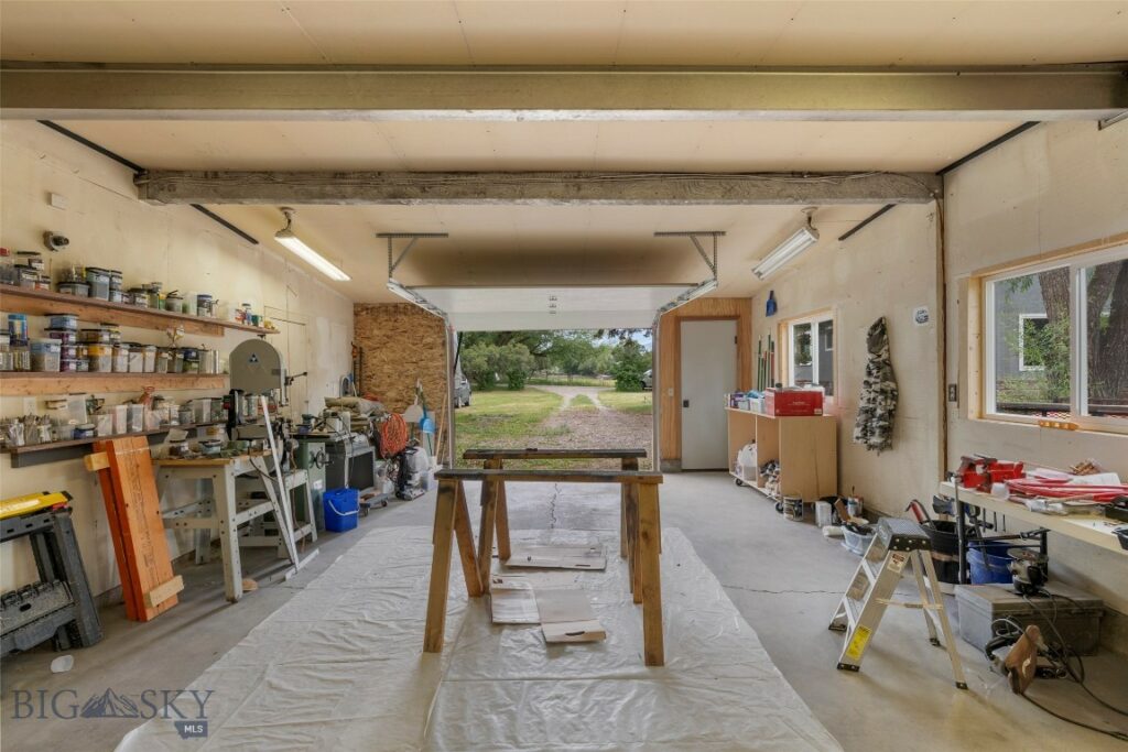 84 Canyon View Drive, Livingston MT 59047
