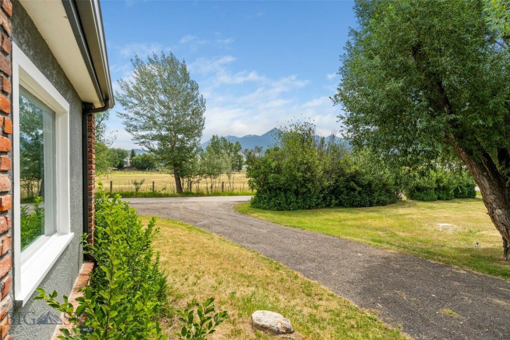 84 Canyon View Drive, Livingston MT 59047