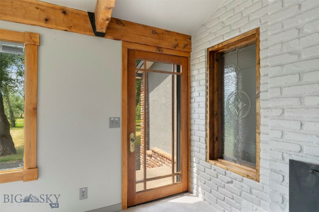 84 Canyon View Drive, Livingston MT 59047