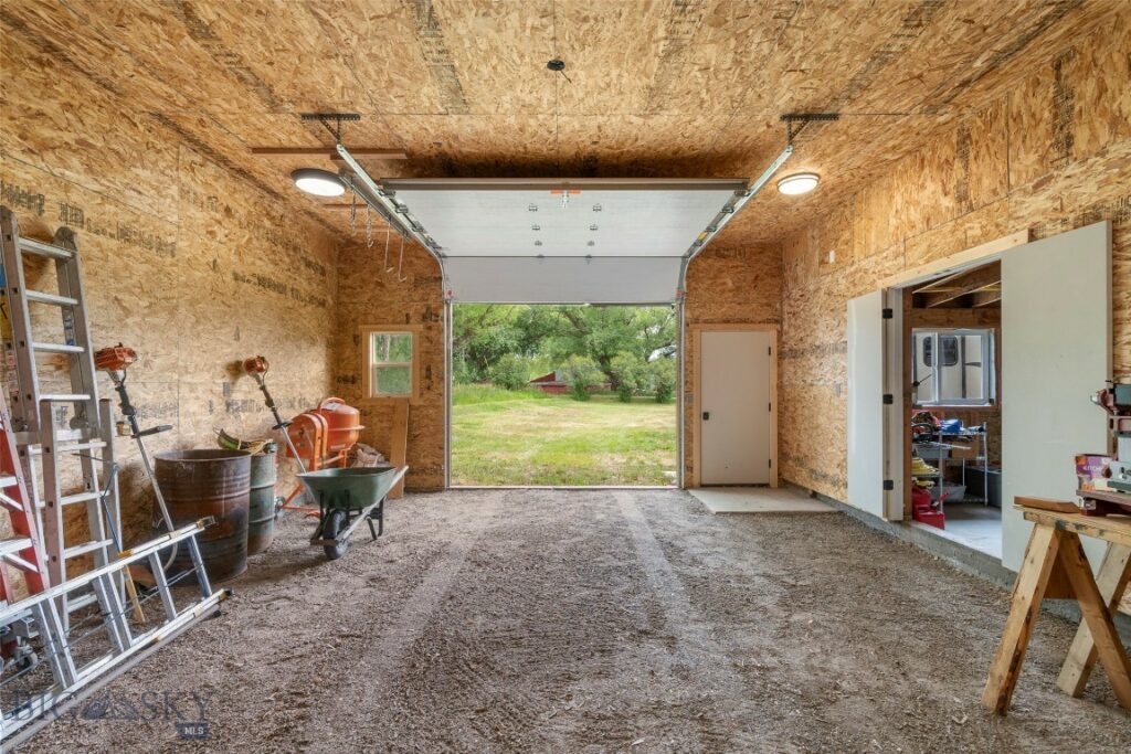 84 Canyon View Drive, Livingston MT 59047