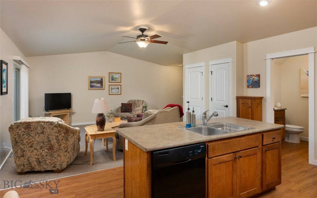 84 Tail Feather Lane, Bozeman MT 59718