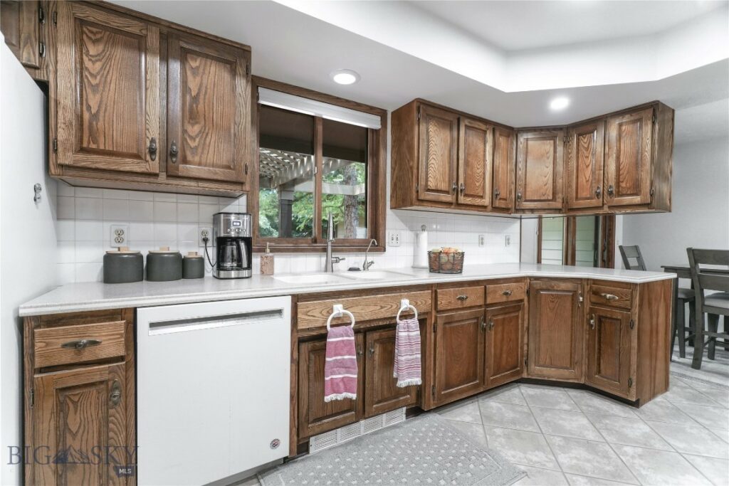 8472 Wagon Boss Road, Bozeman MT 59715