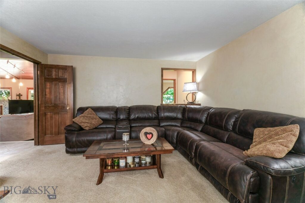 8472 Wagon Boss Road, Bozeman MT 59715