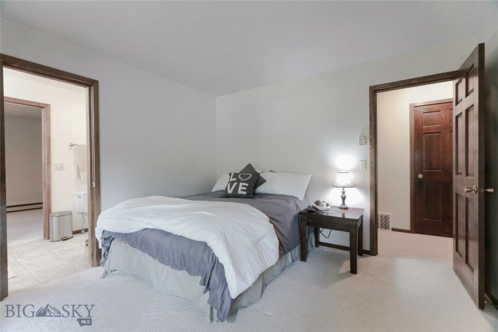 8472 Wagon Boss Road, Bozeman MT 59715