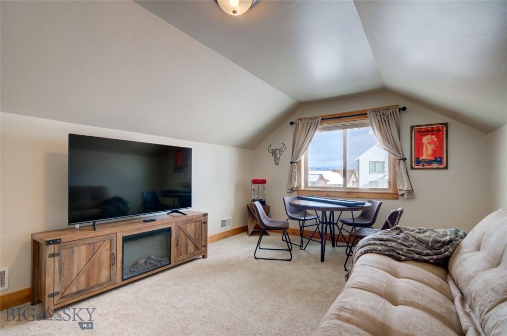 85 Teita Drive, Bozeman MT 59718