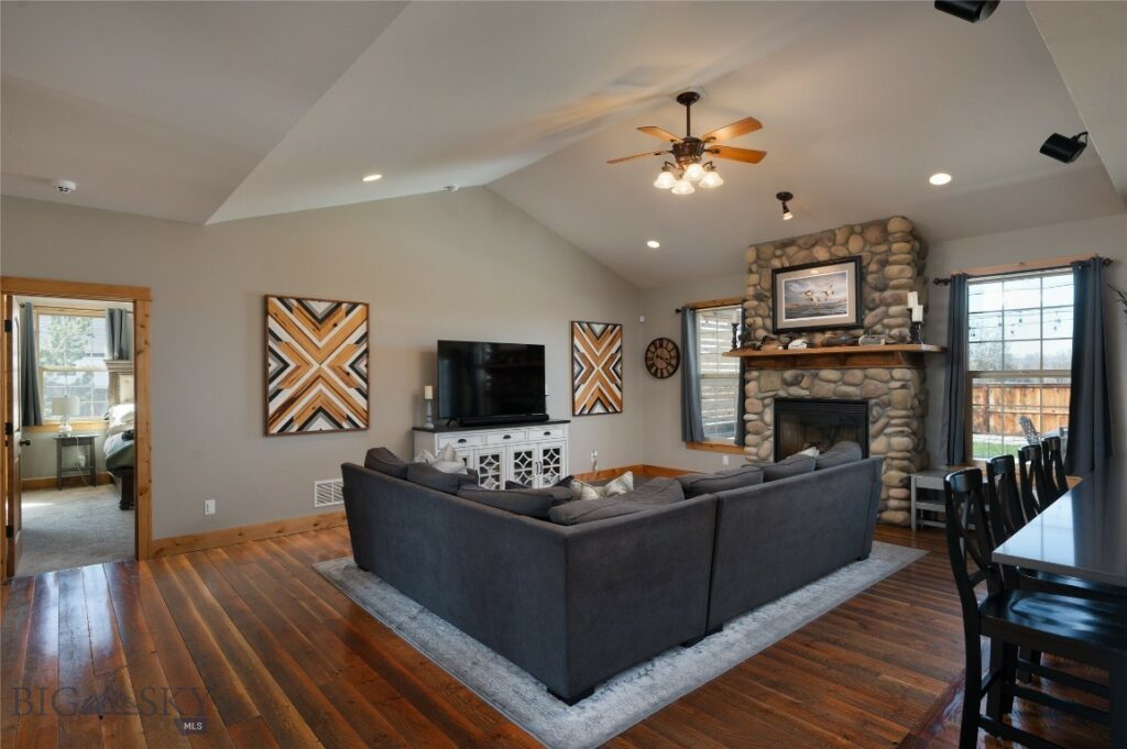 85 Flagstone Drive, Belgrade MT 59714