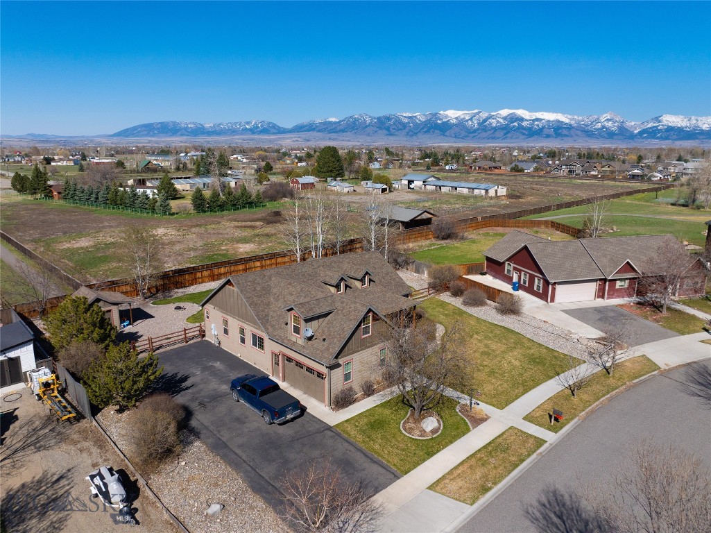 85 Flagstone Drive, Belgrade MT 59714