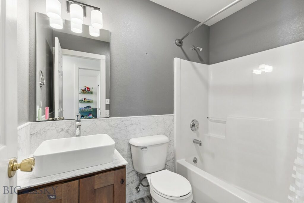 85 Shallow Brook Lane, Belgrade MT 59714