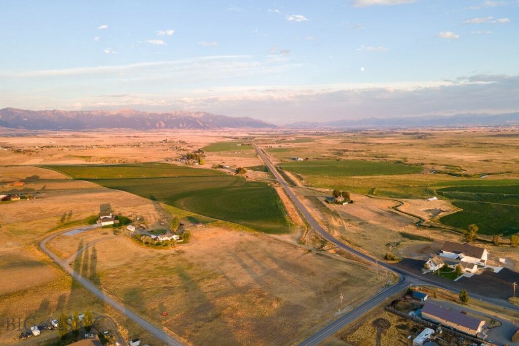 8550 Dry Creek Road, Belgrade MT 59714