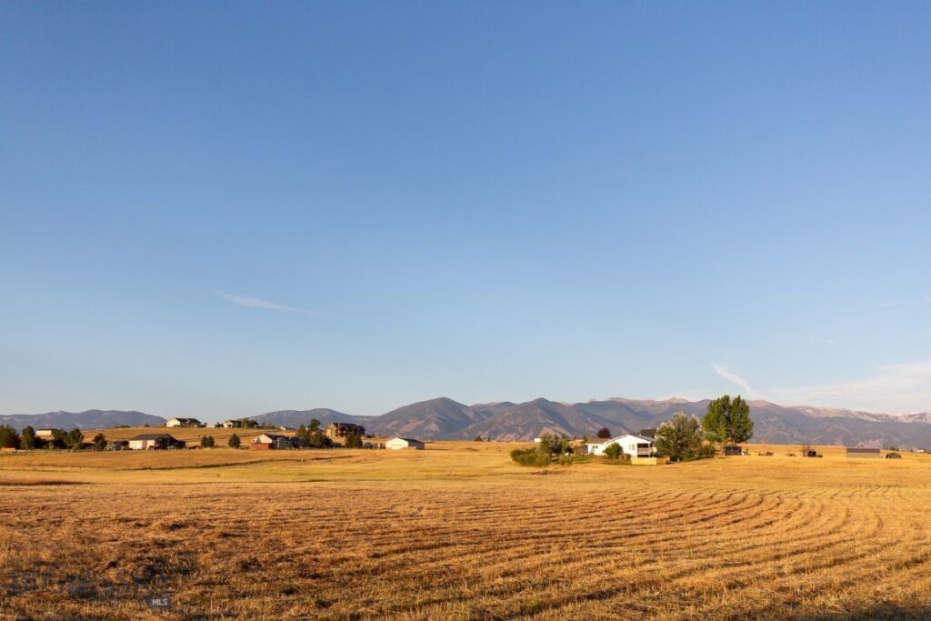 8550 Dry Creek Road, Belgrade MT 59714