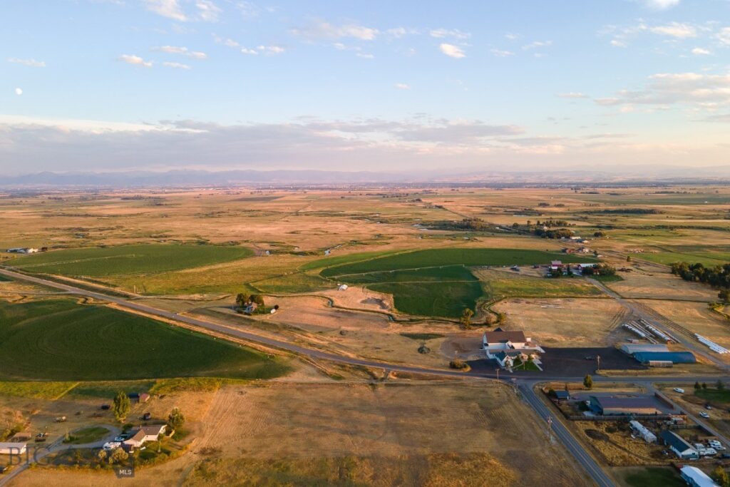 8550 Dry Creek Road, Belgrade MT 59714