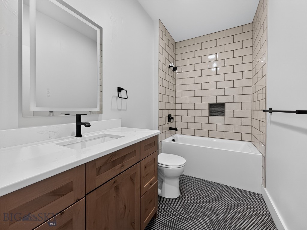 86 Hilgard Peak Court, Bozeman MT 59718