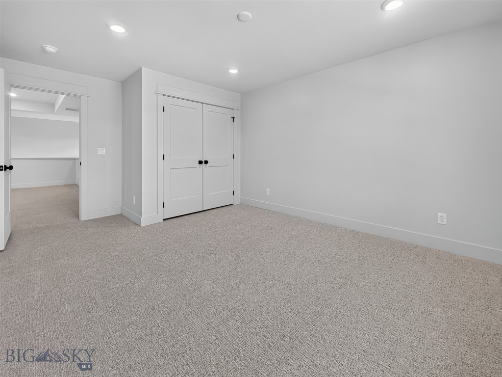 86 Hilgard Peak Court, Bozeman MT 59718