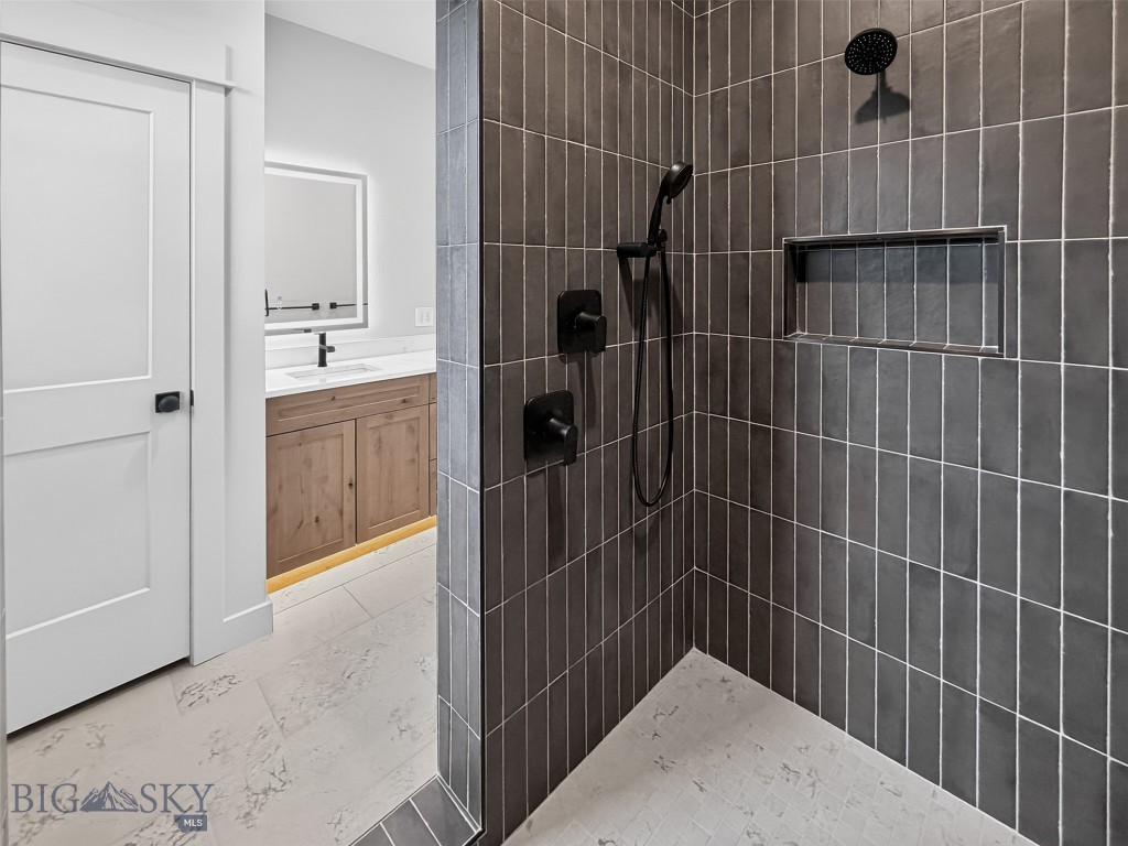 86 Hilgard Peak Court, Bozeman MT 59718