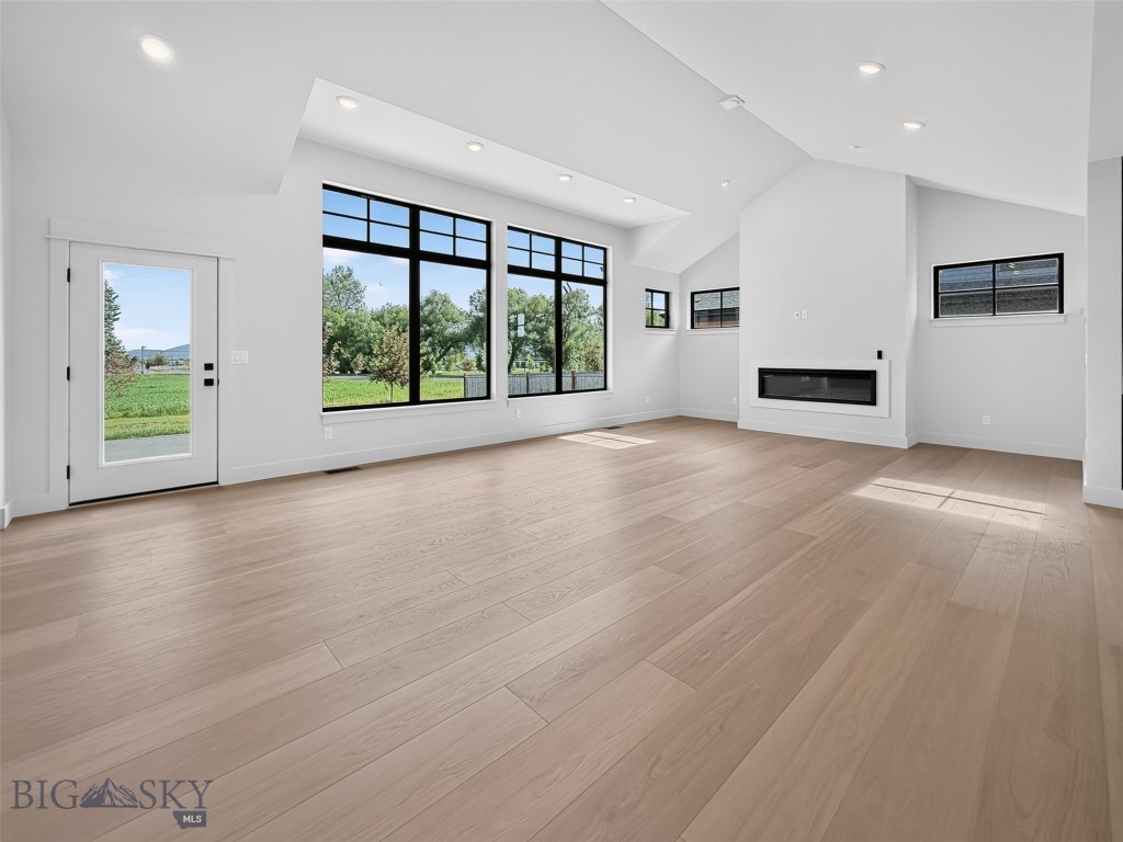 86 Hilgard Peak Court, Bozeman MT 59718
