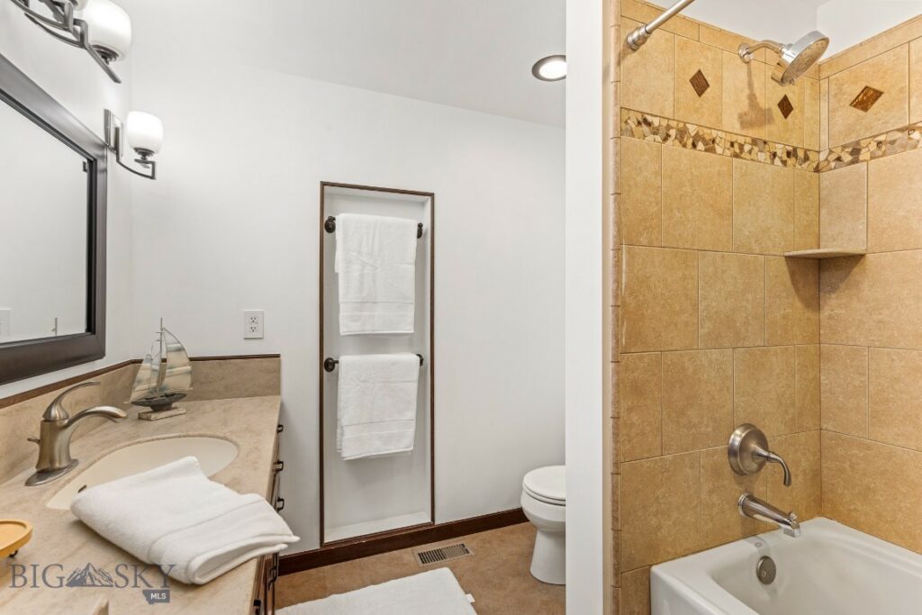 8651 E Panorama Drive E, Bozeman MT 59715